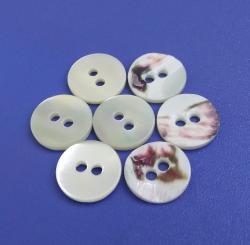 Super White Natural Trocas Shell Buttons with Original Skin